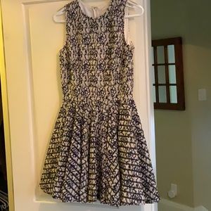 Cute dress with Navy Lace/Cream lining.